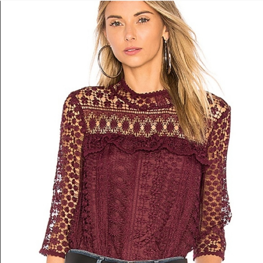 Cupcakes and Cashmere Maroon Red Top Small Burgundy